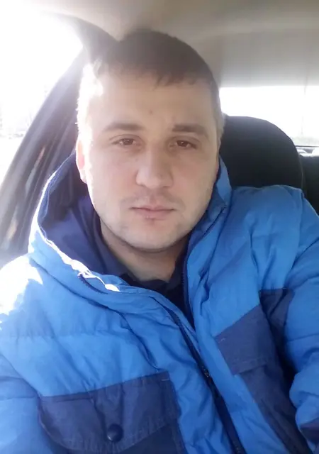 Егор из Солигорска, мне 35, познакомлюсь для дружбы