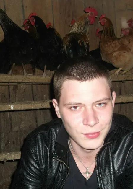 Александр из Коломны, мне 31, познакомлюсь для вирта