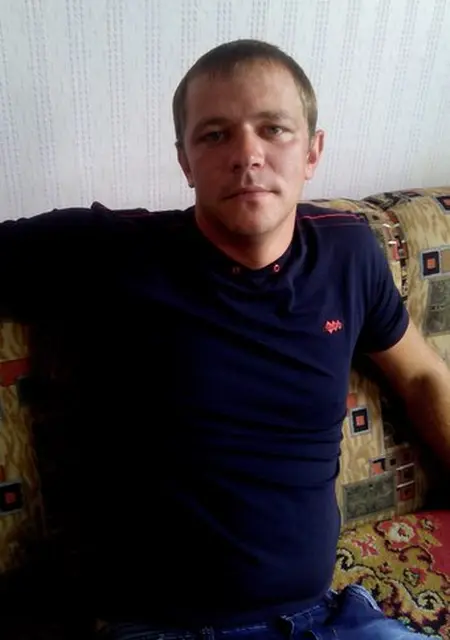 Я Саша, 39, знакомлюсь в Барановичах