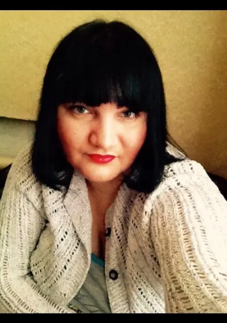 Олеся из Кемерово, мне 39, познакомлюсь для приятного времяпровождения