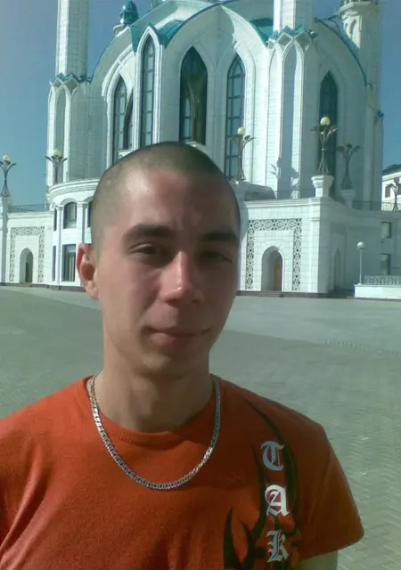 Я Ильдар, 40, из Волжска, ищу знакомства на одну ночь