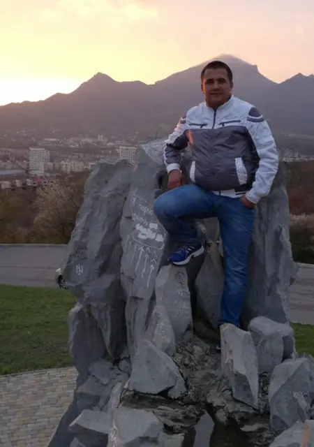 Сергей из Армавира, мне 41, познакомлюсь без обязательств