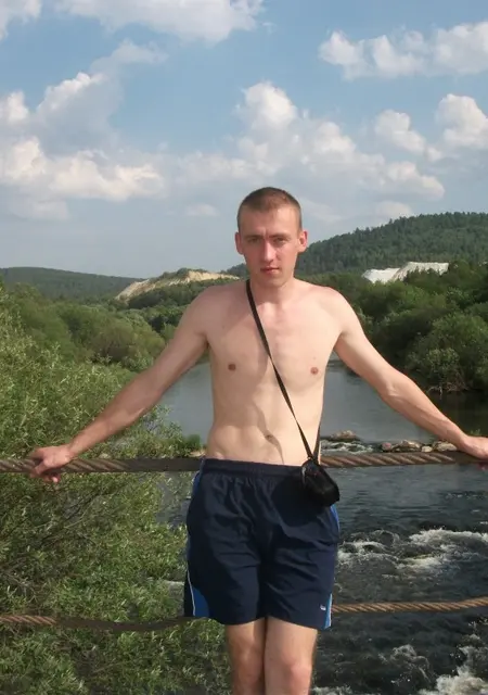 Я Михаил, 38, из Златоуста, ищу знакомства на одну ночь