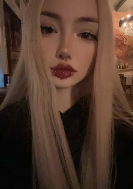 Юлиана из Тамбова, ищу на сайте вирта