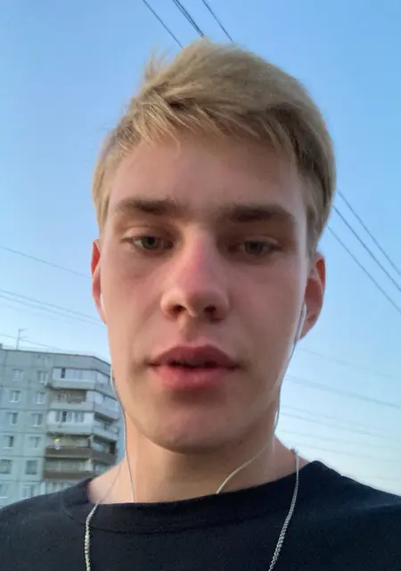 Daniil из Тольятти, мне 21, познакомлюсь для приятного времяпровождения