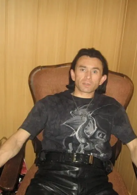 Я Paul, 50, знакомлюсь на одну ночь в Пензе