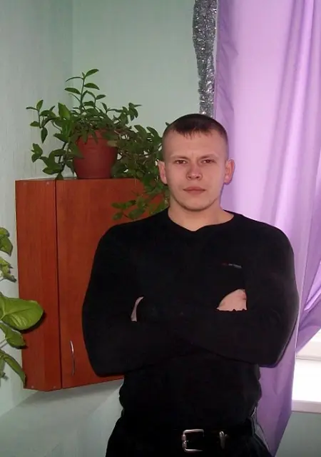 Slava из Киришей, ищу на сайте знакомства на одну ночь