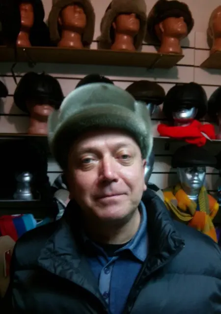 Алексей из Боровичей, мне 42, познакомлюсь для вирта