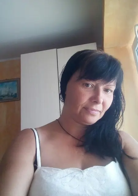 Я Наталия, 47, из Саратова, ищу знакомства без обязательств