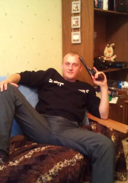 Я Владимир, 37, из Салехарда, ищу знакомства на одну ночь