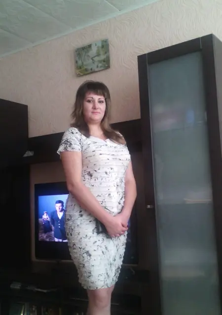 Я Вероника, 36, из Волгограда, ищу знакомства на одну ночь