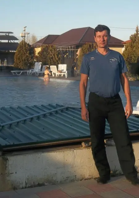 Евгений из Новочеркасска, мне 51, познакомлюсь на одну ночь