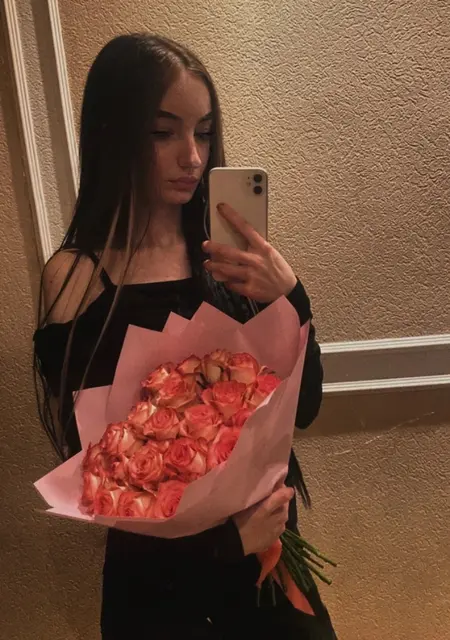 Яна из Рязани, мне 21, познакомлюсь без обязательств