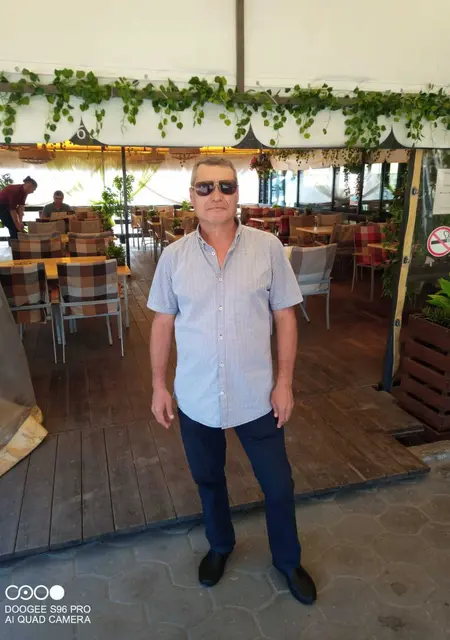 Валерий из Омска, ищу на сайте знакомства без обязательств