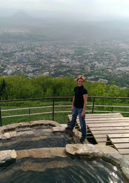 Я Марина, 47, из Воронежа, ищу знакомство для совместных путешествий