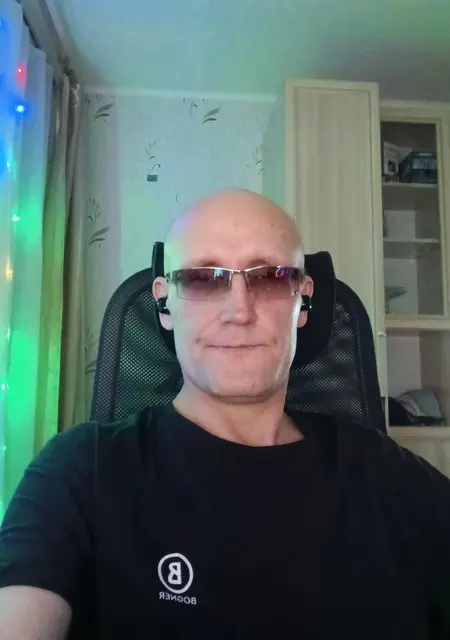 Alexey из Сыктывкара, мне 45, познакомлюсь для общения