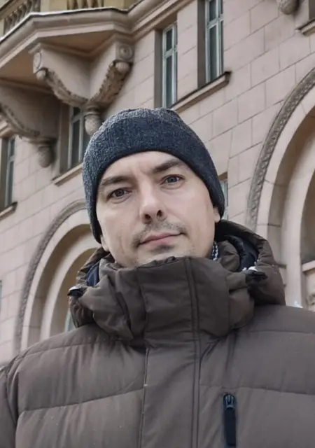 Я Игорь, 40, знакомлюсь для совместных путешествий в Екатеринбурге