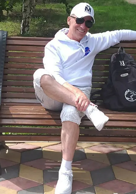 Владимир из Астаны, ищу на сайте знакомства без обязательств