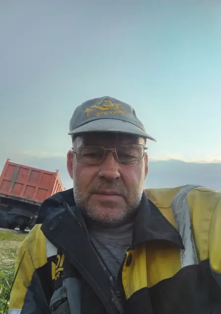 Я Андрей, 49, из Данкова, ищу знакомства на одну ночь