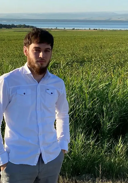 Ибра из Грозного, ищу на сайте дружбу