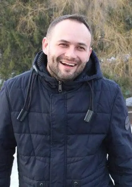 Борис из Чехова, ищу на сайте знакомства на одну ночь