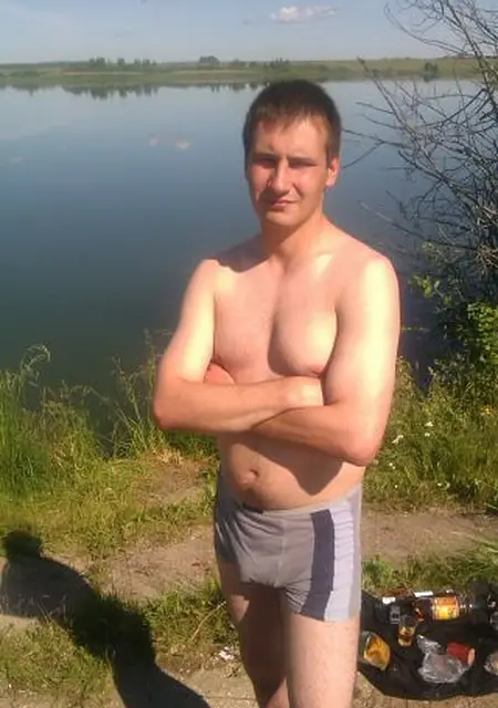 Sascha из Александрова, ищу на сайте знакомства на одну ночь