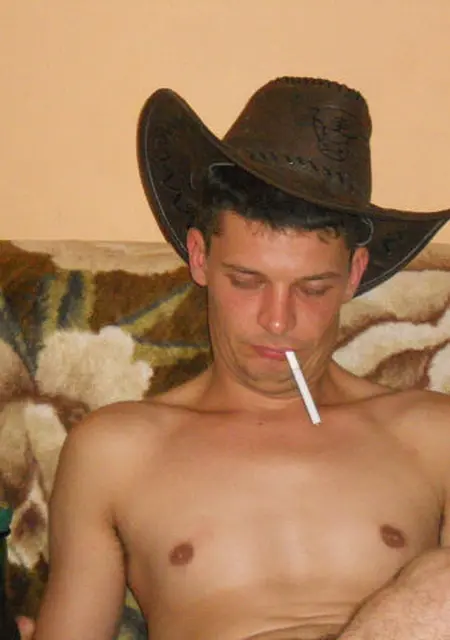 Саня из Большого Камня, ищу на сайте знакомства на одну ночь