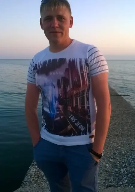 Андрей из Изобильного, ищу на сайте знакомства на одну ночь