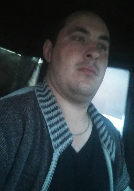 Я Алексей, 30, из Екатеринбурга, ищу знакомства без обязательств