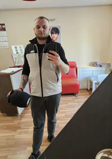 Евгений из Липецка, мне 28, познакомлюсь без обязательств