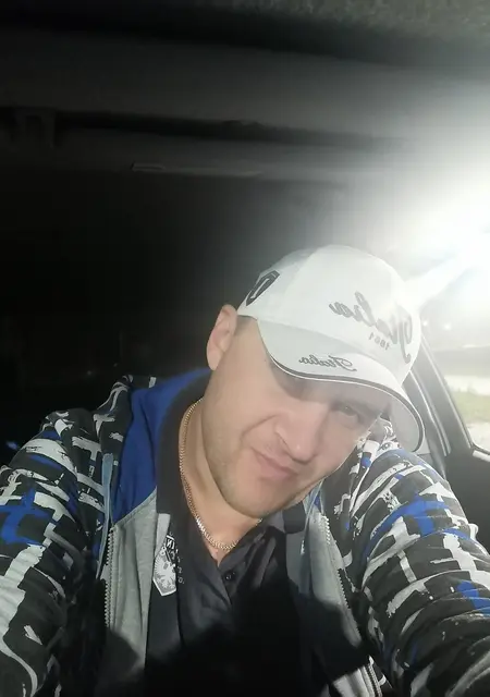 Я Андрей, 43, знакомлюсь для дружбы в Первоуральске