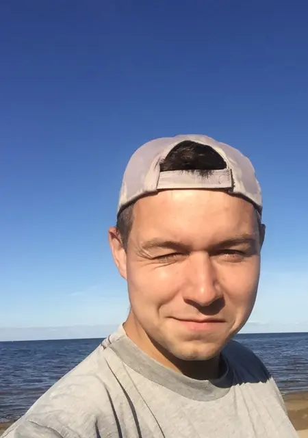 Денис из Александрова, мне 39, познакомлюсь для общения