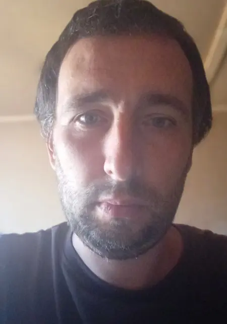 Я Владимир, 41, из Коврова, ищу знакомство для открытые отношения