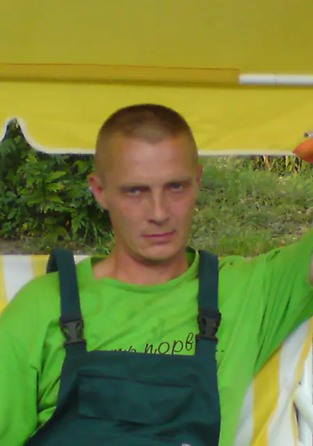 Я Александр, 50, из Шахт, ищу знакомства без обязательств