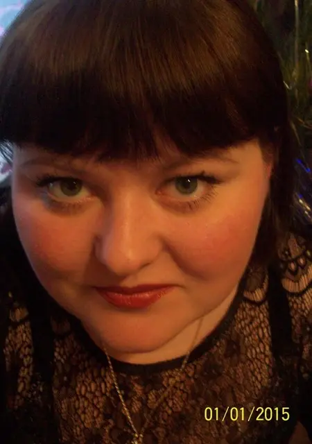 Я Даша, 39, из Омска, ищу знакомства на одну ночь