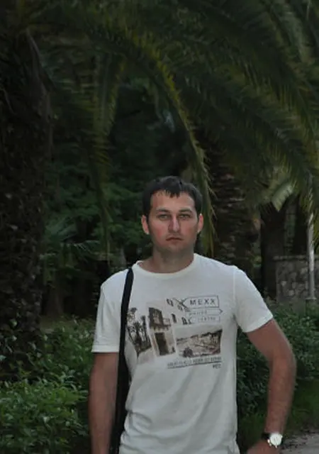 Я Николай, 42, из Пятигорска, ищу знакомства на одну ночь