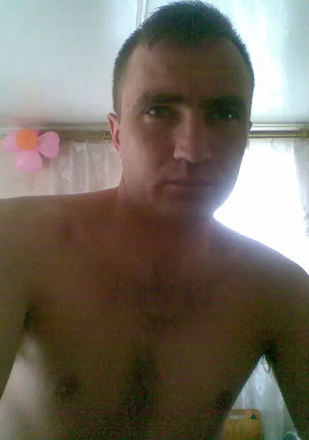 Я Юра, 45, из Минеральных Вод, ищу знакомства без обязательств