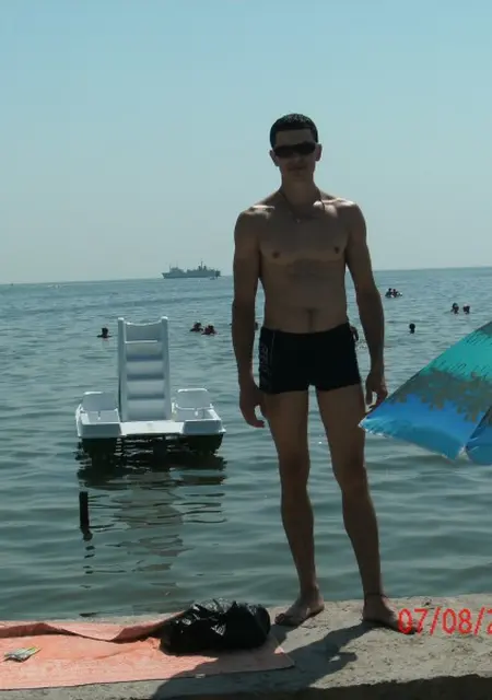 Я Михаил, 48, из Кропивницкого, ищу знакомства на одну ночь