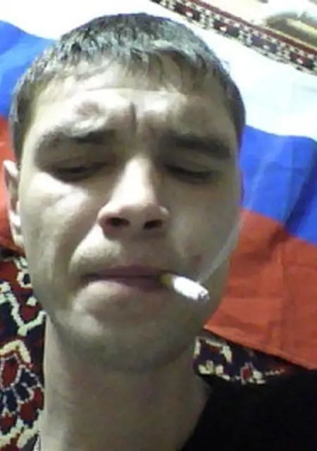 Я Артем, 39, из Губкина, ищу знакомства без обязательств