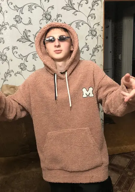 Я Максим, 22, из Мурино, ищу знакомства без обязательств