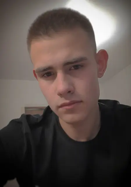 Я Никита, 24, из Перми, ищу знакомство для постоянных отношений