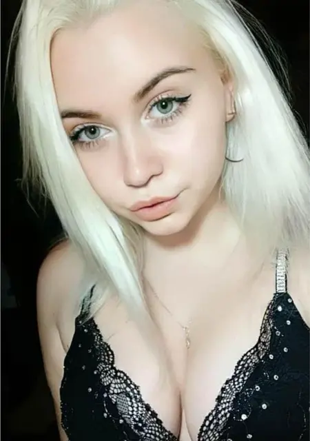 Я Александра, 29, из Херсона, ищу знакомства на одну ночь