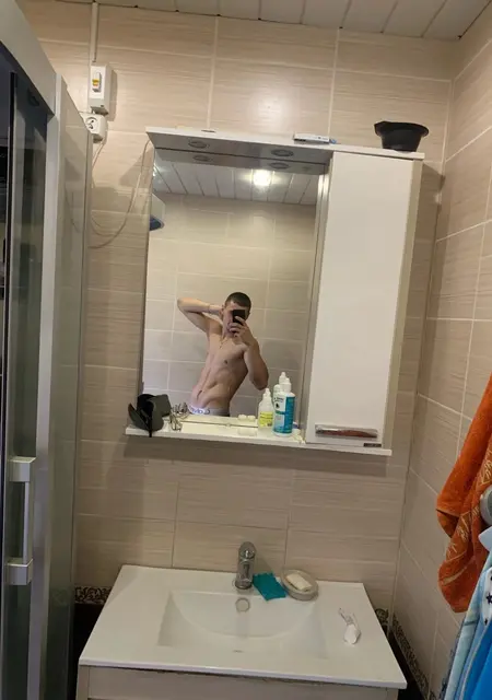 Я Дмитрий, 28, знакомлюсь без обязательств в Сургуте