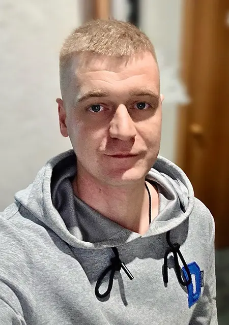 Роман из Новосибирска, ищу на сайте знакомства на одну ночь