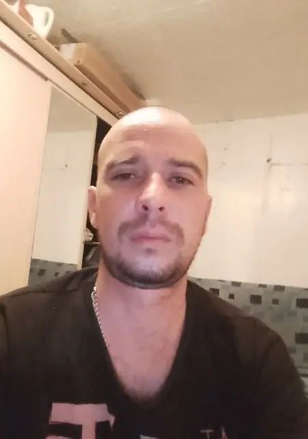 Я To Like, 36, из Губкина, ищу знакомства на одну ночь