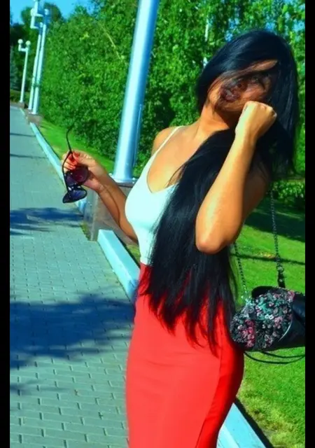 Я Лена, 42, из Пятигорска, ищу знакомство для приятного времяпровождения