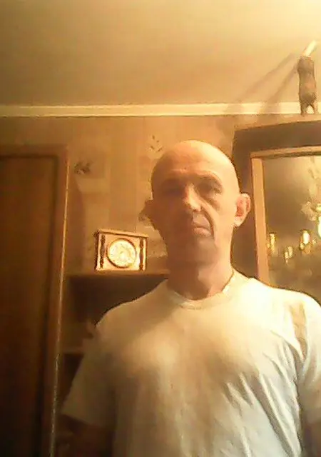 Pavel из Алушты, мне 52, познакомлюсь для постоянных отношений