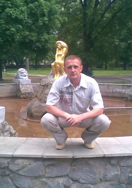 Я Николай, 52, из Солигорска, ищу знакомства на одну ночь