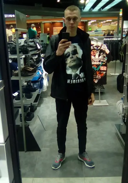 Гоша из Климовска, ищу на сайте знакомства на одну ночь