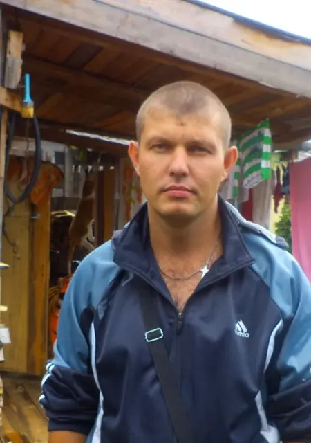 Я Viktor, 45, знакомлюсь без обязательств в Междуреченске